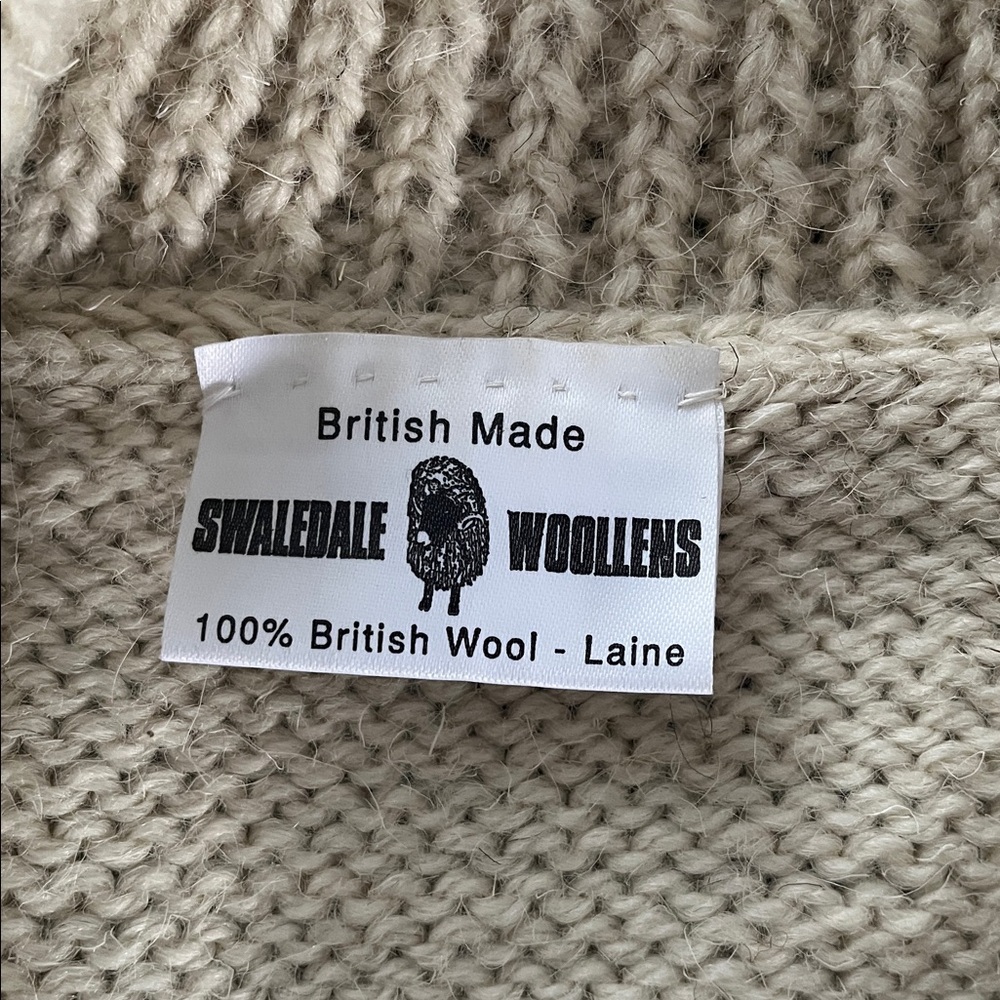 Swaledale woollens Women’s Knit Cardigan Ivory buttons Pockets - Picture 2 of 5